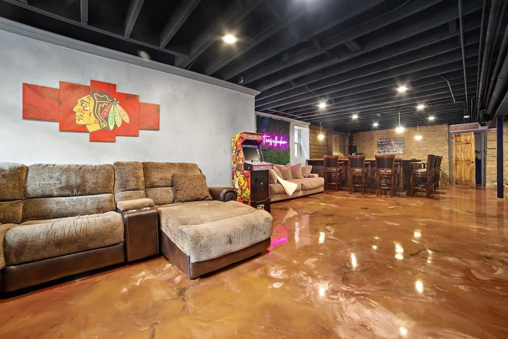 Villa Chicago Mid-Century Gem Steps From United Center Exterior foto